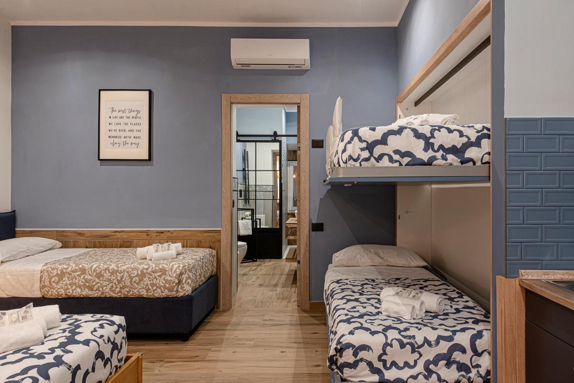 Helle Hus - 200m From Piazza Bologna Metro And 10 Minutes From The Colosseum Pensión Roma