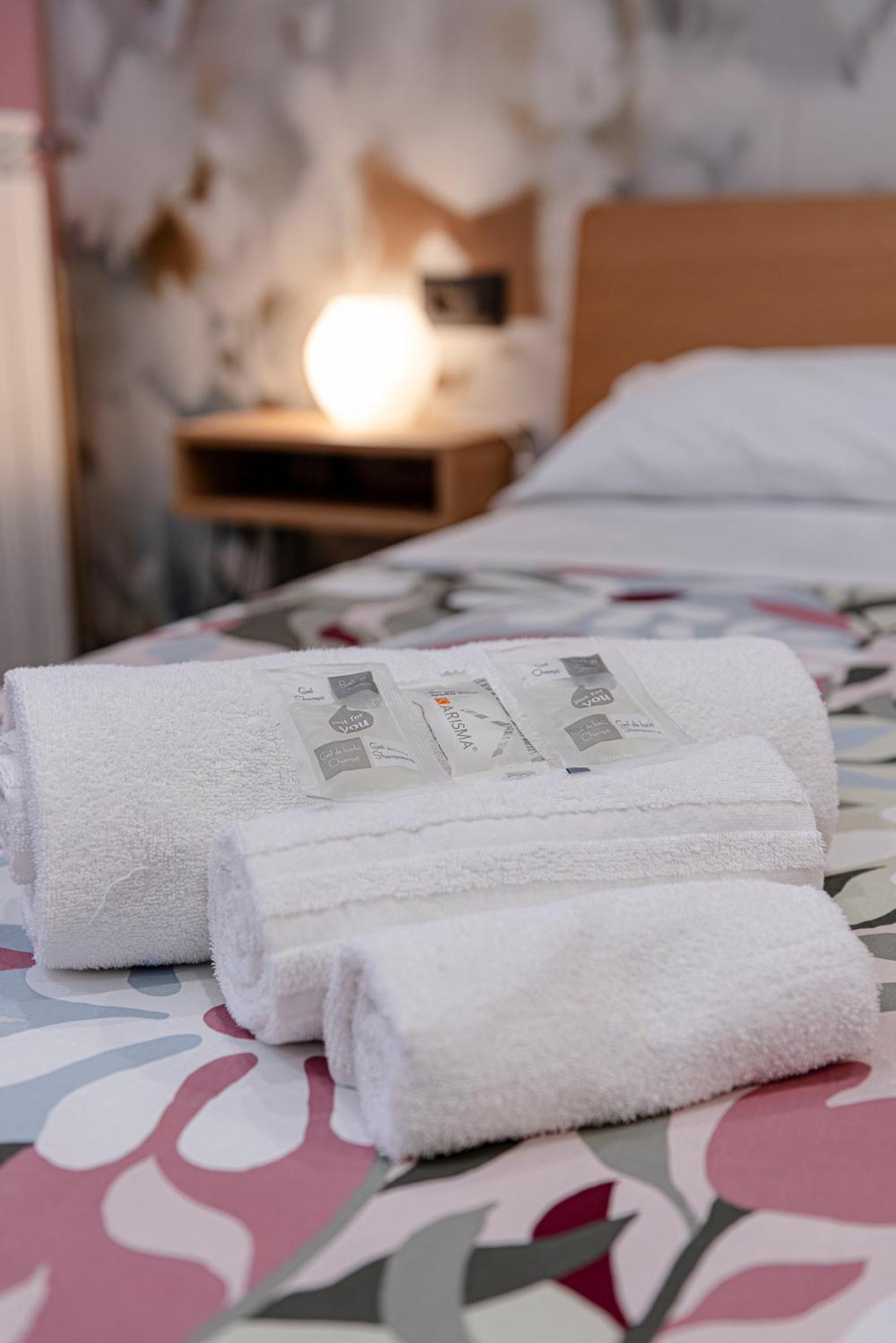 Pensión Helle Hus - 200m From Piazza Bologna Metro And 10 Minutes From The Colosseum *